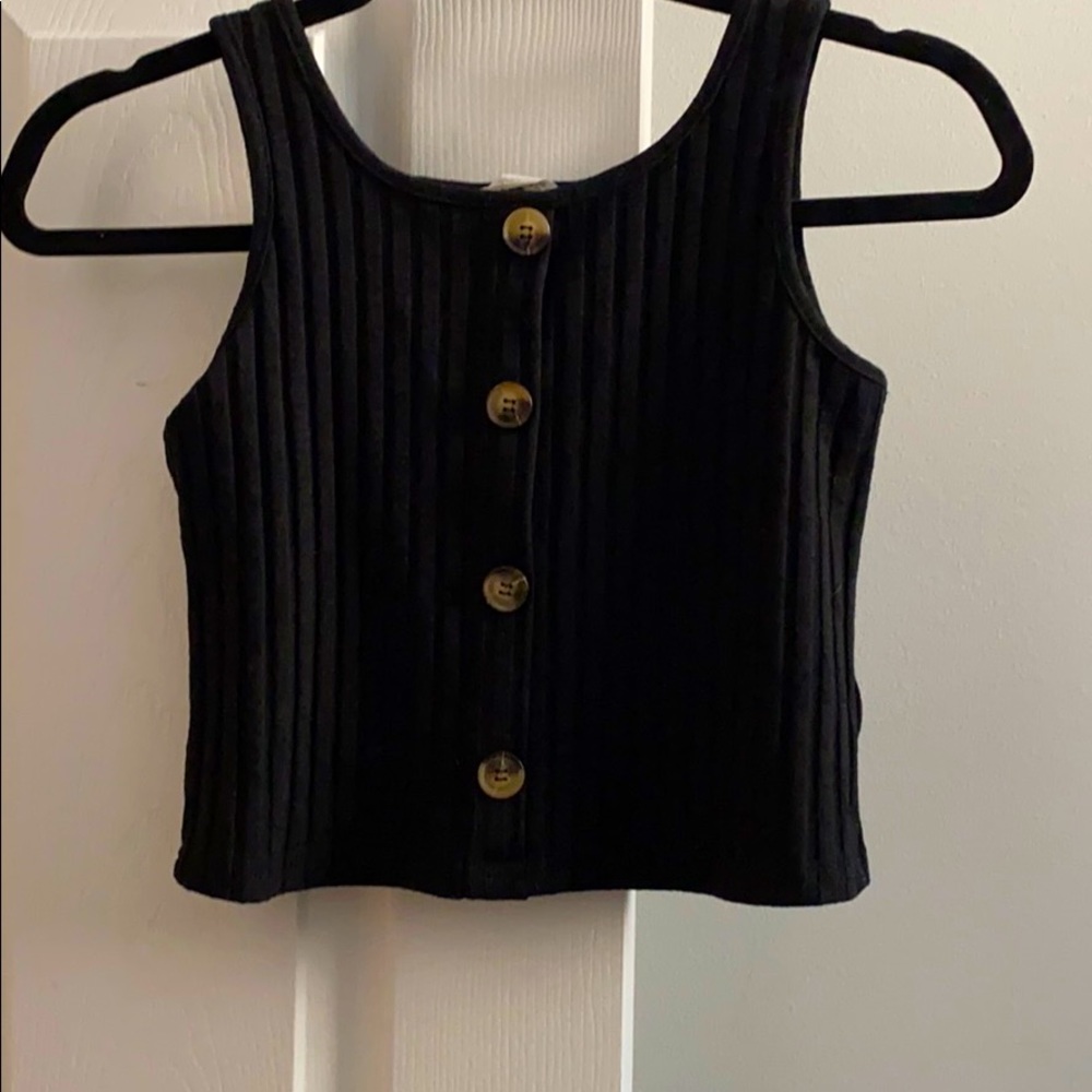 Crop black ribbed tank